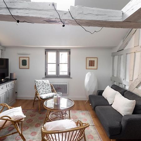 Georgia By Cocoonr Apartment Rennes Bagian luar foto