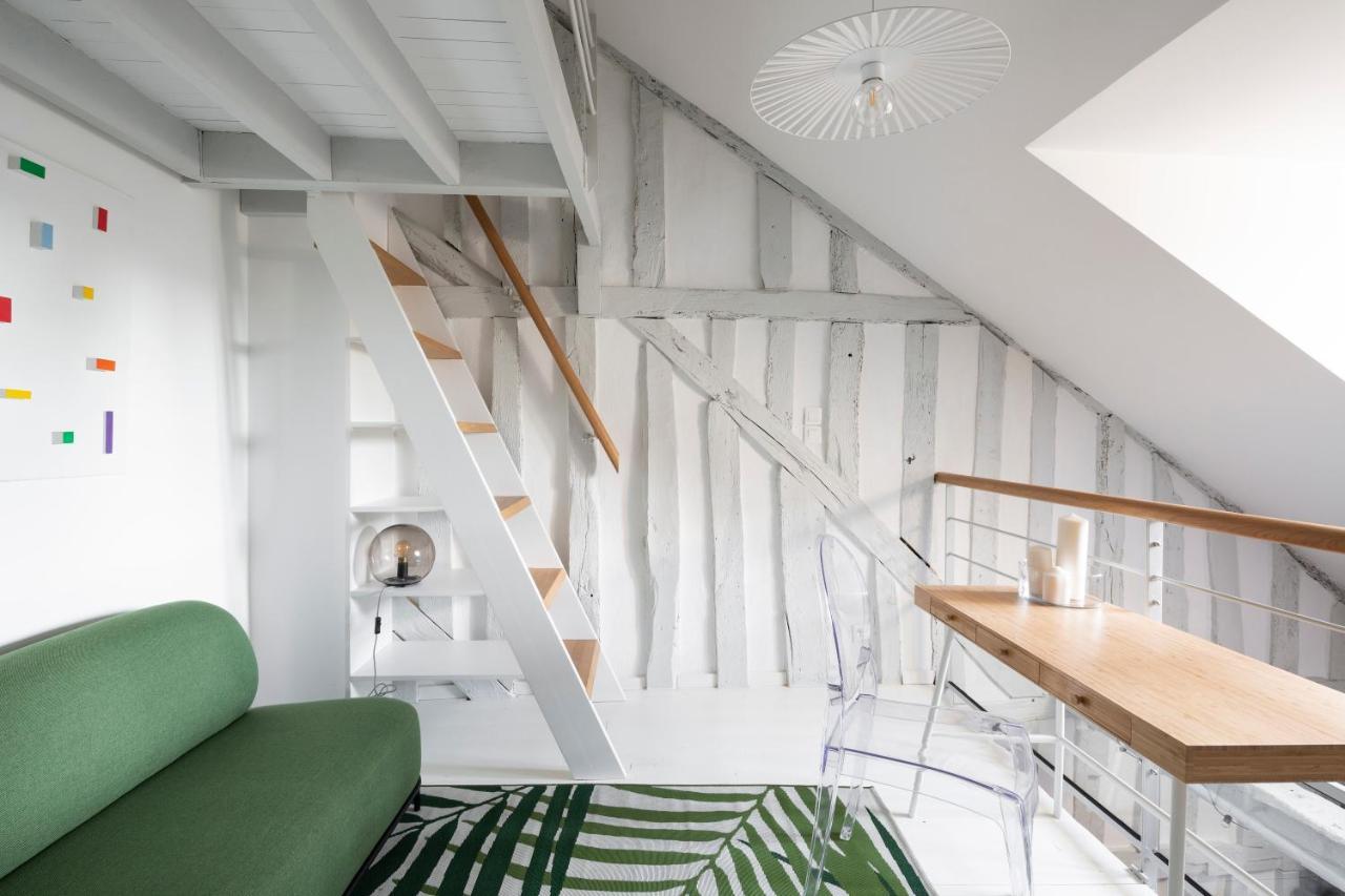 Georgia By Cocoonr Apartment Rennes Bagian luar foto
